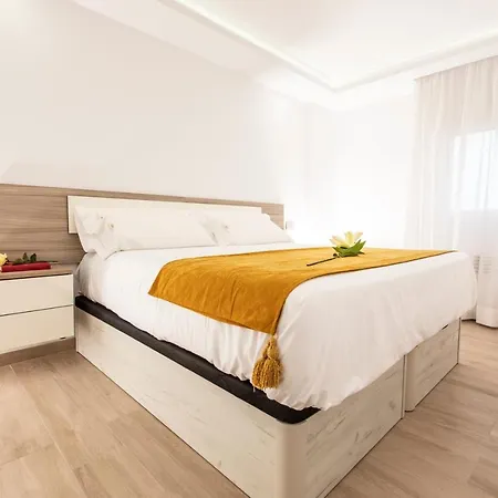Luxury Boutique In Torres Del Sol Apartment Playa de las Americas (Tenerife)