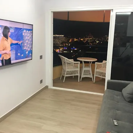 Luxury Boutique In Torres Del Sol Apartment